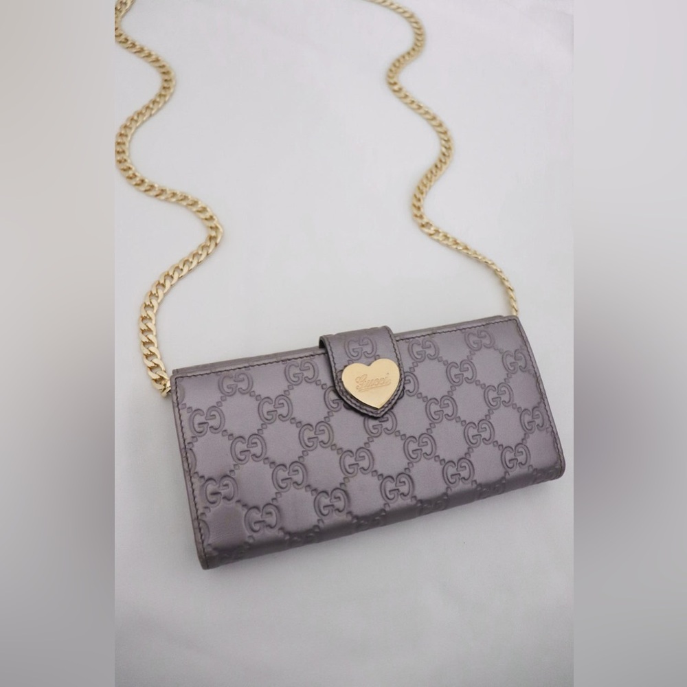 Gucci Guccissima Golden Heart Leather Wallet With Gold Chain Included